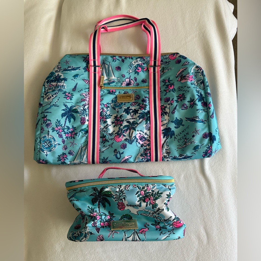 COPY - NWOT LILLY PULITZER OVERNIGHT BAG & COSMETIC BAG ALMALFI BLUE ROADTRIP